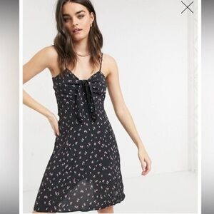 & Other Stories Black Floral Flowy Front Tie Mini Dress Size 10